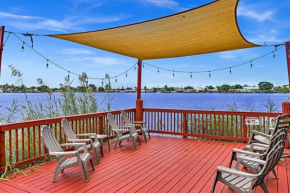 Beautiful Cozy Lakefront Homecasinoairportbeach